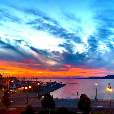 Five Flowers Guest House Τεργέστη Εξωτερικό φωτογραφία
